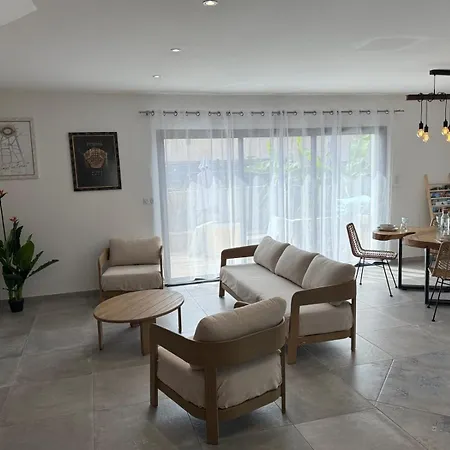 La Dolce - Bali&les Cévennes Villa Alès